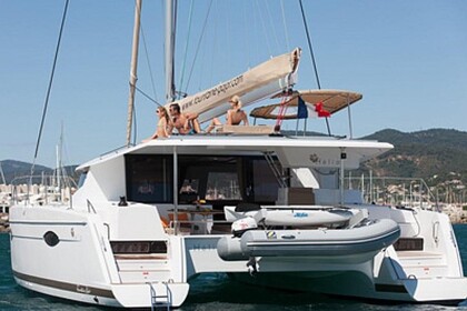 Noleggio Catamarano Fountaine Pajot Helia 44 Cogolin