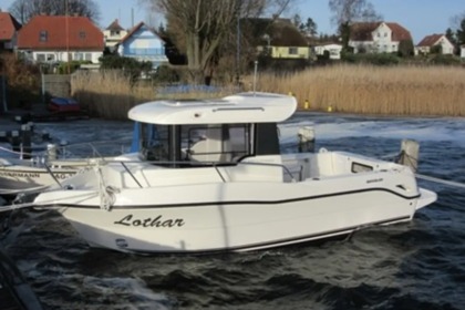 Location Bateau à moteur Quicksilver Arvor 690 Breege