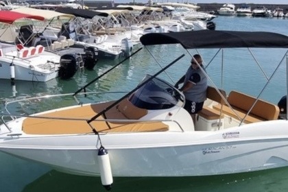 Charter Motorboat Prua al vento Hurricane Syracuse