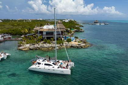 Miete Katamaran Private Catamaran Deluxe 2018 Cancún
