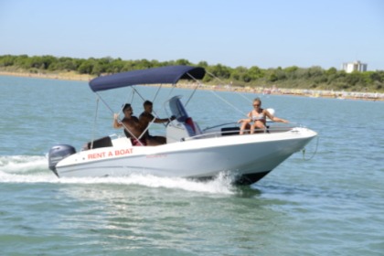 Charter Boat without licence  Jaguar open 5,50 senza patente nautica Lignano Sabbiadoro