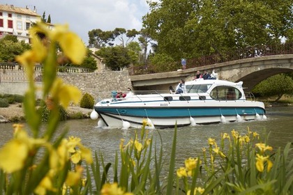 Charter Houseboat Estivale Octo Offaly