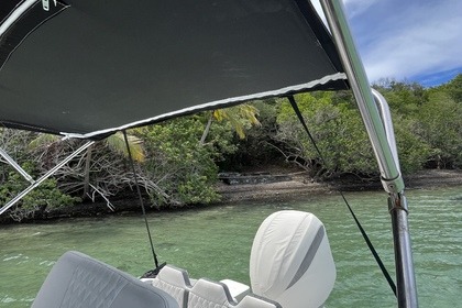 Location Bateau à moteur Dracius 23 Fort-de-France
