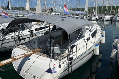 Noleggio Barca a vela BAVARIA CRUISER 41 Ponte