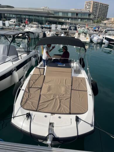 Palma de Mallorca Motorboat V2 7.0 SUNDECK 7.0 alt tag text