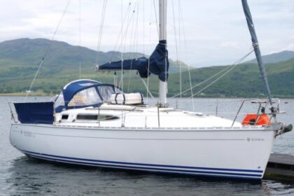 Rental Sailboat Jeanneau Sun Odyssey 32.2 Port Camargue