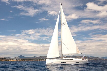 Location Voilier Bavaria Bavaria C45 Alimos Marina
