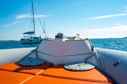 Charter RIB Marlin 790 Fb Orebić