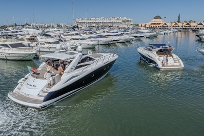 Hire Motorboat Sunseeker Portofino 53 Vilamoura