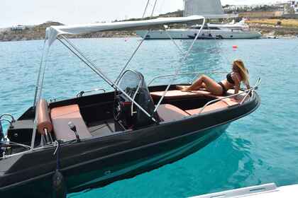 Miete Boot ohne Führerschein  Crazy Waters 450 LA Black Edition (FUEL INCLUDED) Mykonos