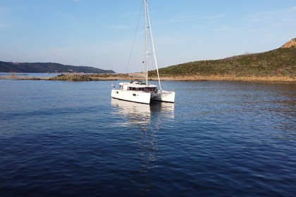 Alquiler Catamarán Lagoon 450F Cogolin