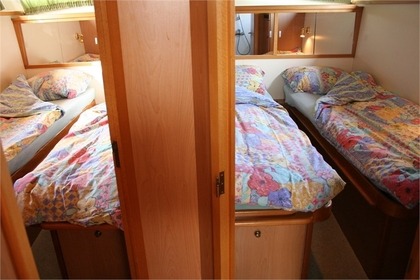 Verhuur Woonboot De Drait Valkkruiser 1350 Drachten