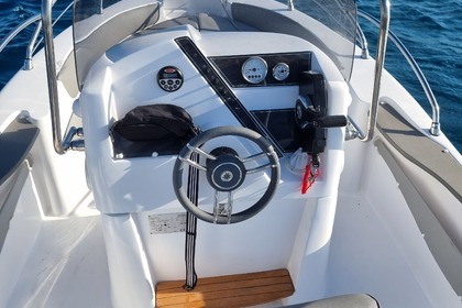 Hire Boat without licence  Blumax Blumax 19 pro Province of Catanzaro