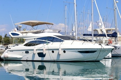 Hire Motorboat Azimut 47 Fly Antibes