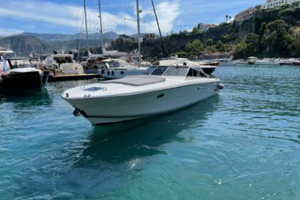 Verhuur Motorboot ITAMA 38 Sorrento