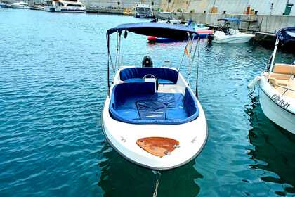 Charter Boat without licence  Polyester Yacht Marion 500 Blanes