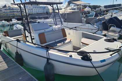 Rental Motorboat Beneteau Flyer 7 Spacedeck Les Sables-d'Olonne