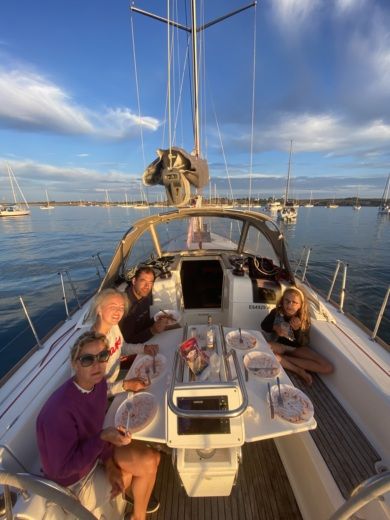 Arzon Sailboat  SUN ODYSSEY 379 DL alt tag text