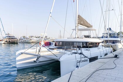 Charter Catamaran Lagoon-Bénéteau Lagoon 46 - 4 + 2 cab. Brač