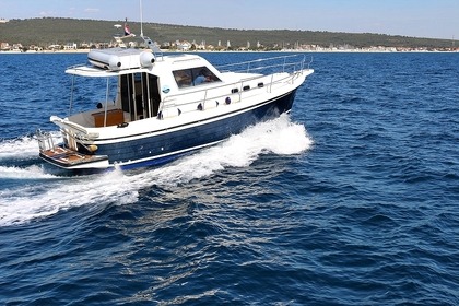 Location Bateau à moteur SAS VEKTOR Adria 1002 Croatie