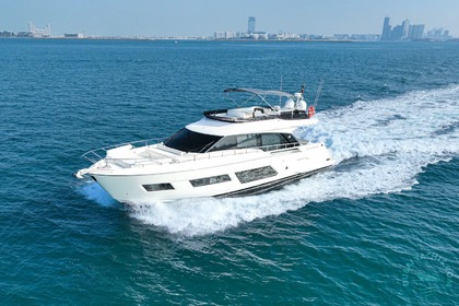 Noleggio Yacht Ferretti LALA Dubai