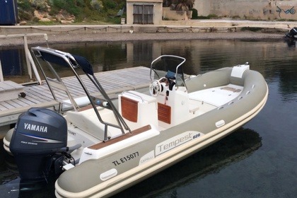 Charter RIB Capelli Capelli Tempest 626 Marseille