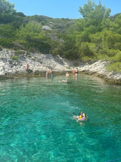 Jesenice Motorboat Fjord 880 Tourer alt tag text