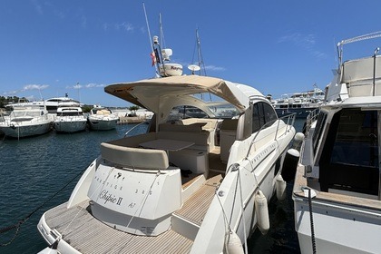 Location Bateau à moteur Jeanneau Prestige 38S Porto-Vecchio