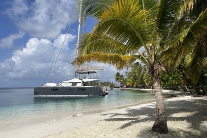 Charter Catamaran Lagoon Lagoon 52F San Blas Islands