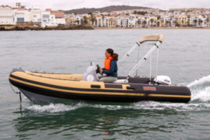 Location Bateau sans permis  Cobra 480 Sport Blanes