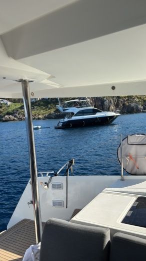 Castellammare del Golfo Catamaran Fountaine Pajot Astréa 42 alt tag text