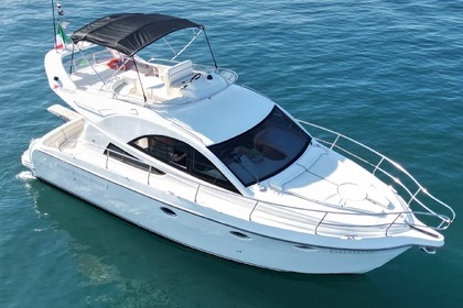 Noleggio Barca a motore Rodman Yacht Flybridge Yachts Positano