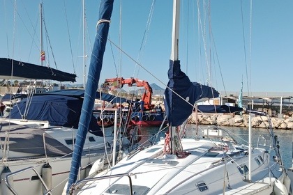 Hire Sailboat Beneteau Oceanis 351 Oliva
