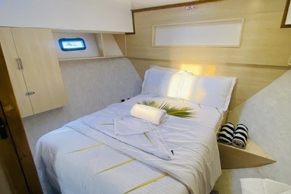 Чартер Моторная яхта Custom made Custom made Мале