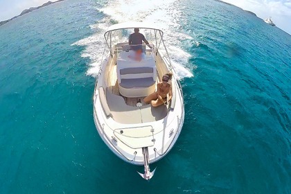 Charter Motorboat Pacific Craft Open 670 Sint Maarten