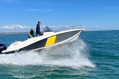 Rental Motorboat Quicksilver Activ 675 Open Jard-sur-Mer