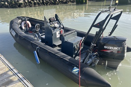 Hire RIB Zodiac srmn 7,33 Granville
