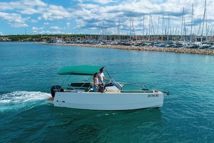 Rental Motorboat Nuva M6 Biograd na Moru