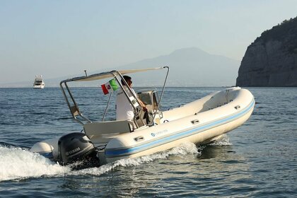 Noleggio Barca senza patente  SCANNER NAPOLI 6 Piano di Sorrento