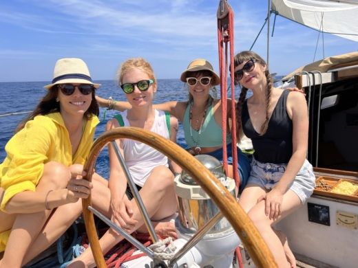 El Port de la Selva Sailboat HALBERG RASSY 33 MISTRAL alt tag text