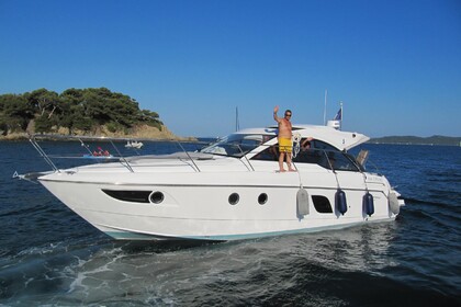 Noleggio Barca a motore Beneteau FLYER GT 38 Marsiglia
