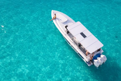 Rental Motorboat Intrepid 370 Cuddy Saint Martin