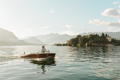 Location Bateau à moteur Riva Super Ariston Stresa