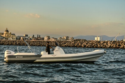 Verhuur RIB TRIMARCHI MG850 Torre Annunziata