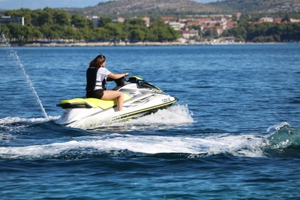 Hire Jet ski YAMAHA VX Tribunj