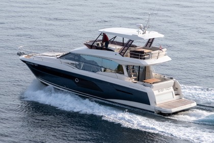Charter Motor yacht  Prestige 520 Fly  Podstrana