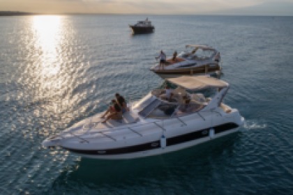 Noleggio Barca a motore Sessa Marine C35 Brucoli