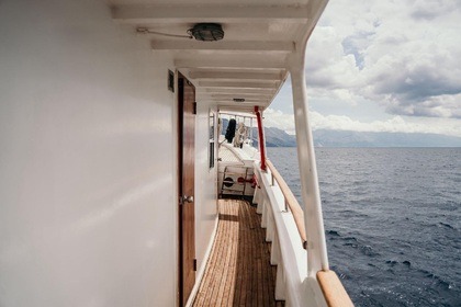 Czarter Łódź motorowa Betina Wooden boat Omiš