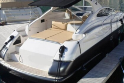 Miete Motorboot Astondoa 40 Open Marseille