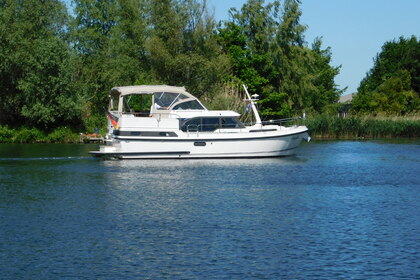 Rental Houseboats Linssen 35 SL AC IJsselstein